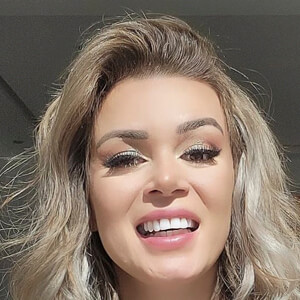 Brenda Hughes, 33 (TV Show Host)