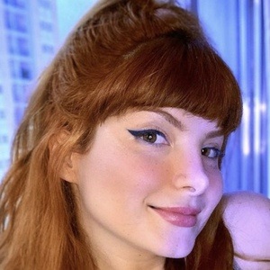 Brenda Olivieri, 32 (YouTube明星)