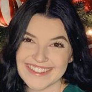 Brenna Kaci, 23 (TikTok明星)