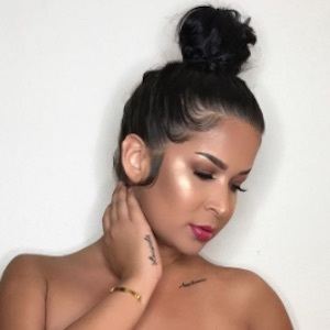 Bri Martinez, 31 (Instagram明星)