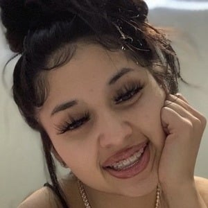 Briana Midence, 24 (Estrella de TikTok)