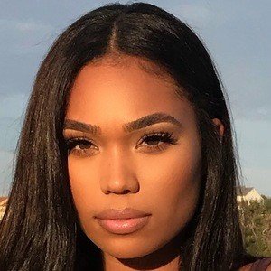 Briana Monique, 28 (Estrella de YouTube)