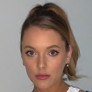 Brianna Knopf, 29 (Instagram Star)