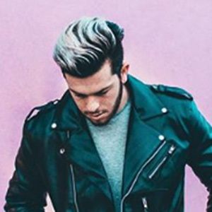 Brighton Galvan, 34 (摄影家)