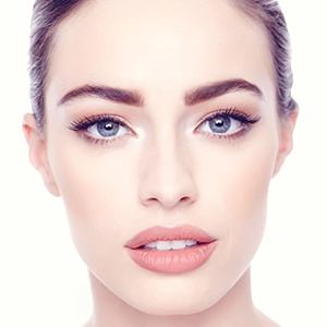 Briley Hale, 31 (Model)