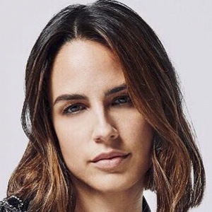 Brina Knauss, 35 (流行歌手)