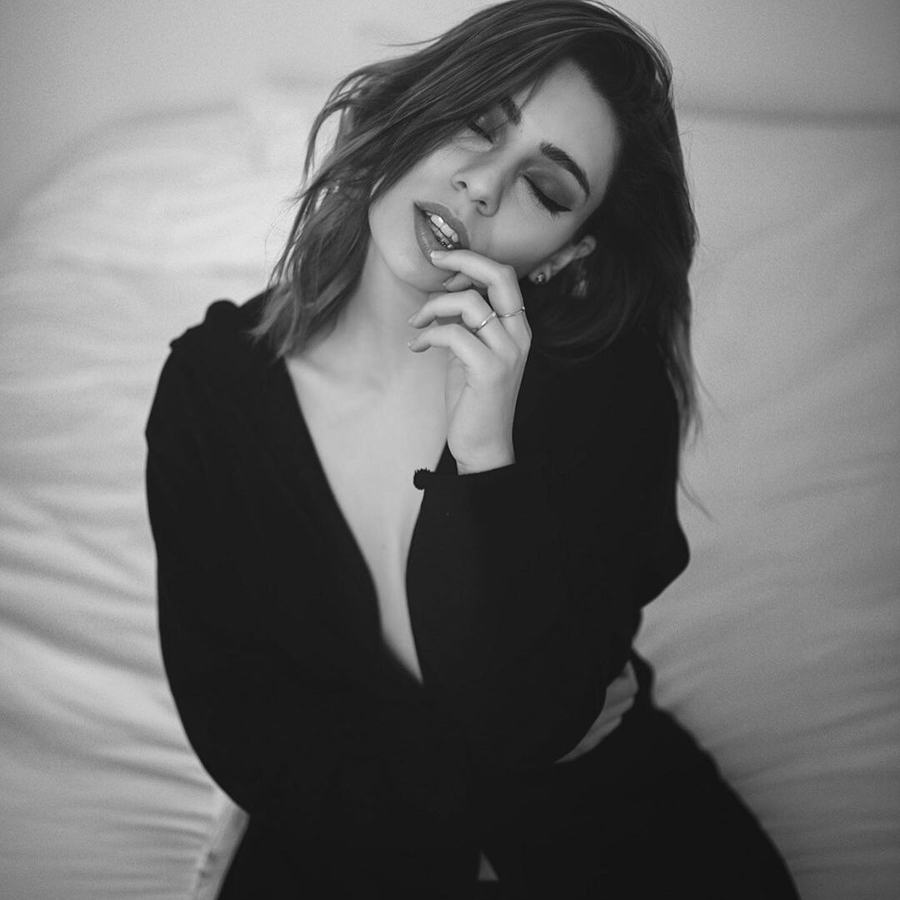 Brisa Barontini, 27 (Instagram Star)