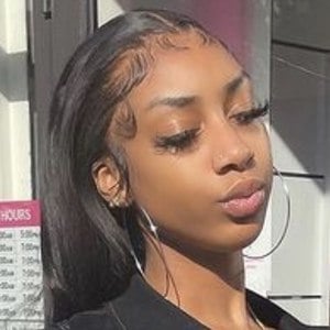 britt lagloin image 3