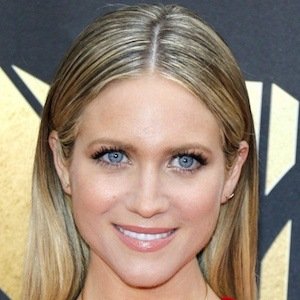 Brittany Snow image 5