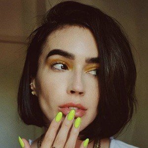 Brittany Xavier, 38 (Blogger)