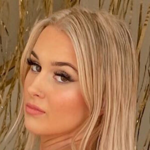 Brittney Barnes, 24 (Instagram Star)