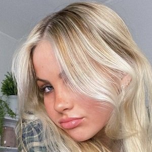 Brittney Mooney, 20 (YouTube Star)