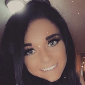 Brook Anglin, 31 (TikTok明星)