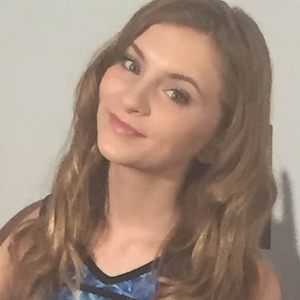 Brooke Liz, 23 (TV Actress)