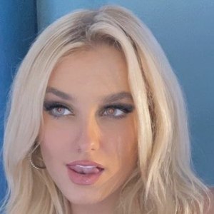 Brooke Lynn Blake, 22 (TikTok Star)