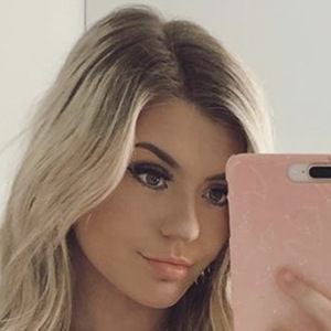 BrookeAB, 27 (Twitch Star)