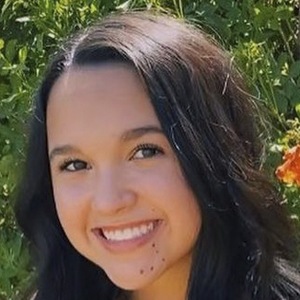 Brooklyn Bustamante, 20 (Dancer)