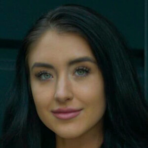 Brooklyn Hillebrand, 28 (Instagram Star)