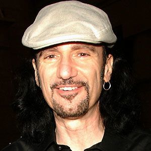 Bruce Kulick, 70 (吉他手)