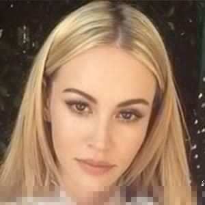 Bryana Holly image 5