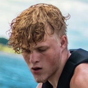 Bryson Bowman, 24 (TikTok明星)