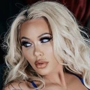 Bunnie Xo image 3