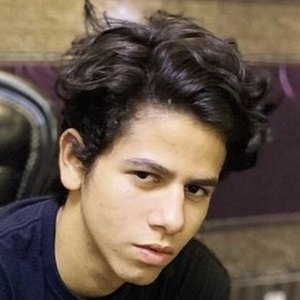 Caio Simões, 23 (TikTok明星)