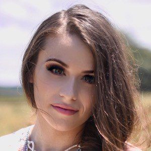 Caitlin Beadles, 29 (Instagram明星)