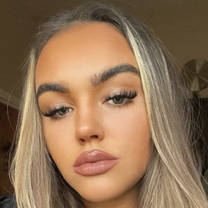 Caitlin Edwards image 4