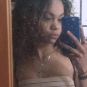 Caitlin Fuentes, 25 (TikTok明星)