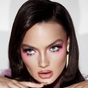 Caitlin Lawson, 31 (TikToker)