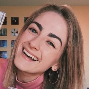 Caitlin Marie, 28 (YouTube明星)