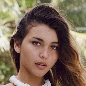 Caitlin North Lewis, 23 (Nữ diễn viên điện ảnh)