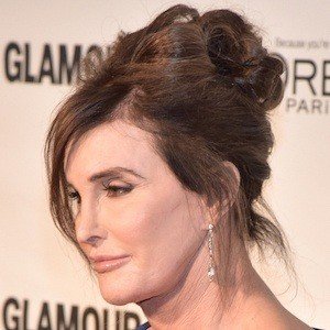 Kris Jenner (Reality Star) - Age, Birthday, Bio, Facts, Family, Net