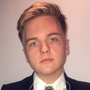 Caleb Lee Hutchinson image 3