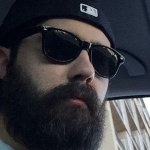 Cali Robles, 38 (Vine Star)