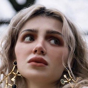 Cali White, 32 (Model)