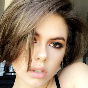 Calysta Bevier image 3