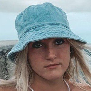 calysta.belle, 21 (TikTok明星)