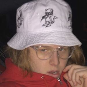 Cameron Haller, 27 (YouTube Star)