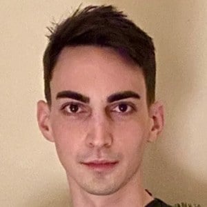 Cameron Hughes, 32 (Nhà thiết kế thời trang)