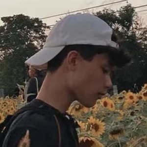 Cameron Roh, 21 (Estrella de TikTok)