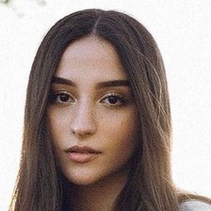 Cami Matarazzo, 25 (Instagram Star)