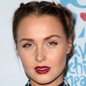 Camilla Luddington 电视女演员 年齢 誕生日 経歴 事実 家族 純資産 身長など Allfamous Org