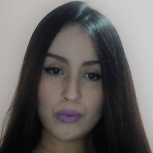 Camis Bueno Macedo, 33 (Star di YouTube)