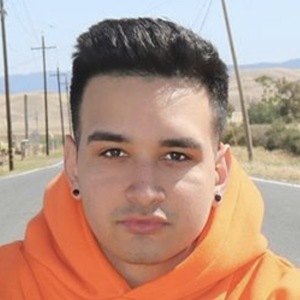 Camm Jay, 32 (Estrella de Instagram)