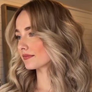 Cammie Carter, 26 (化妆师)
