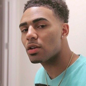 Campaign Vier, 27 (Instagram Star)