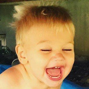 Canyon Tannerites, 10 (YouTube明星)