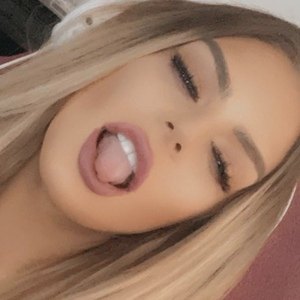 Caprice McBean, 31 (Instagram Star)